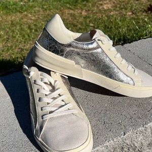 NWT Dolce Vita Zina Metallic Silver and Cream Sneakers